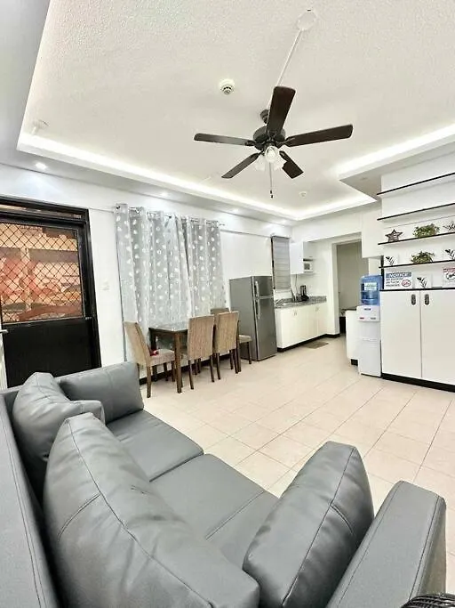 Family Suite Furnished Facing Pool Davao City 0*,