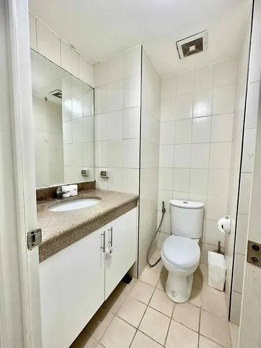 Appartement Family Suite Furnished Facing Pool Davao City